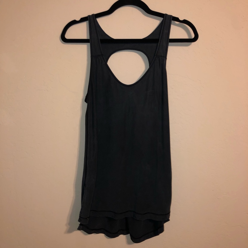 Women’s Lulu black tank top